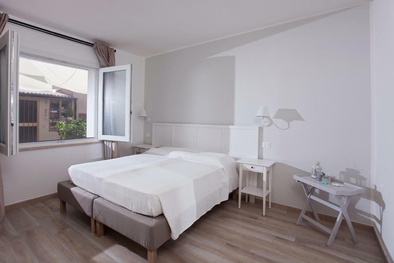 Appartement La Casa Di Mattia à Pula Extérieur photo