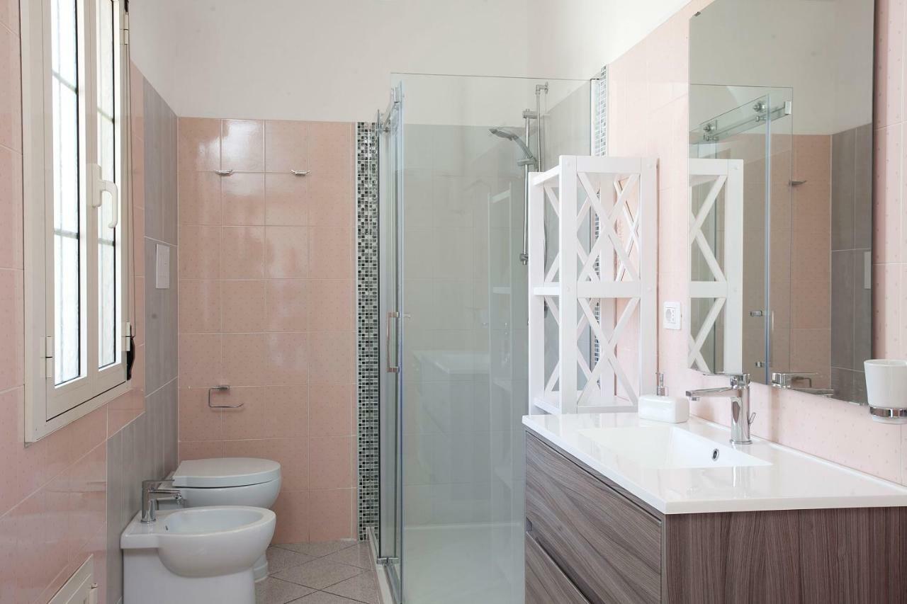 Appartement La Casa Di Mattia à Pula Extérieur photo