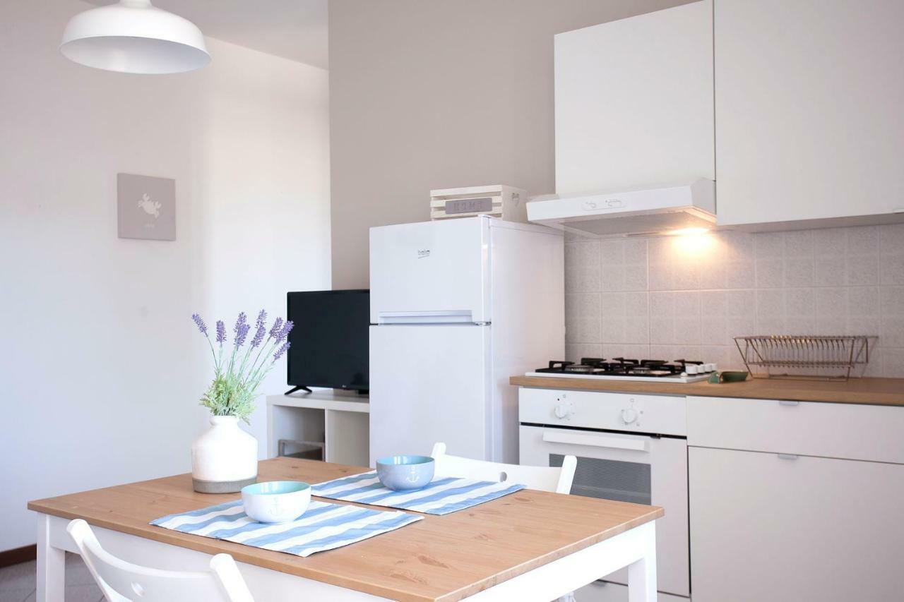 Appartement La Casa Di Mattia à Pula Extérieur photo